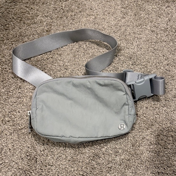 lululemon athletica Other - lululemon athletica Light Gray Waist Pack